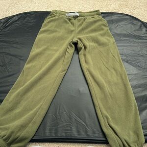 Carters size 7 green